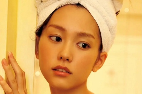 相亲找对象,如何名正言顺地动手动脚?